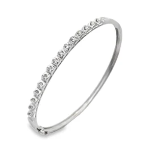 DIAMOND BANGLE 18K