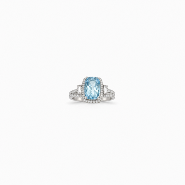 18K WHITE GOLD AQUAMARINE AND DIAMOND RING