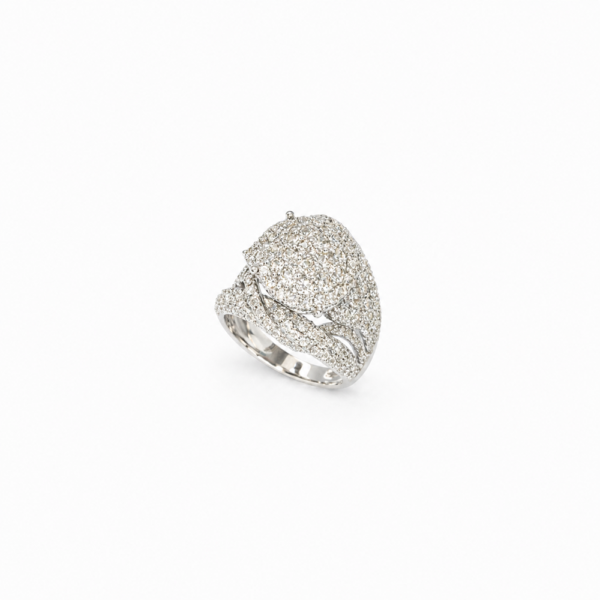 18K WHITE GOLD DIAMOND RING