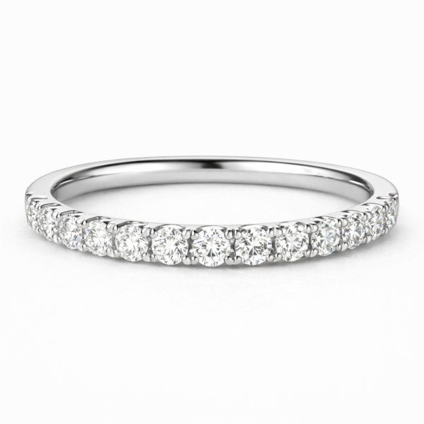 18K WHITE GOLD DIAMOND RING