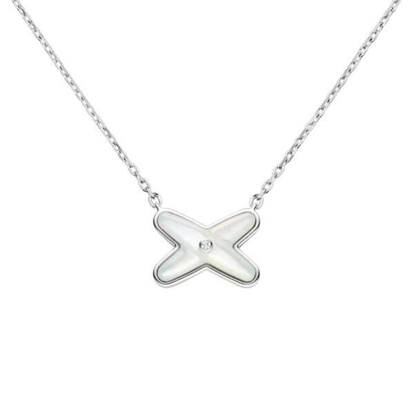 18K WHITE GOLD MOTHER OF PEARL AND DIAMOND NECKLACE