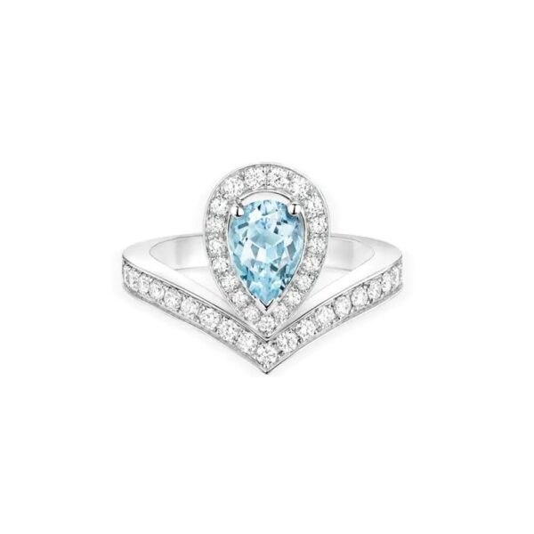 18K WHITE GOLD AQUAMARINE AND DIAMOND RING