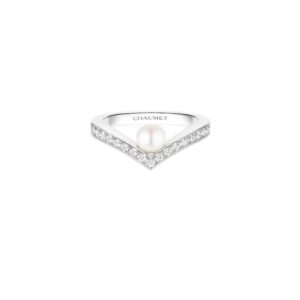 18K WHITE GOLD PEARL AND DIAMOND RING