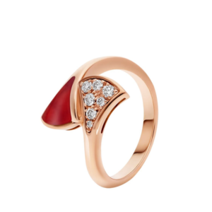 18K ROSE GOLD CARNELIAN AND DIAMOND RING