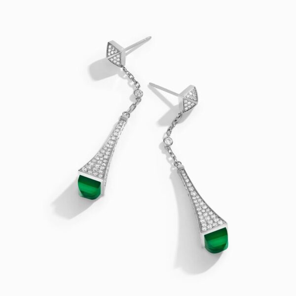 18K WHITE GOLD GREEN AGATE AND DIAMOND TEARDROP EARRING