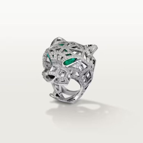 18K WHITE GOLD ONYX, EMERALD AND DIAMOND RING