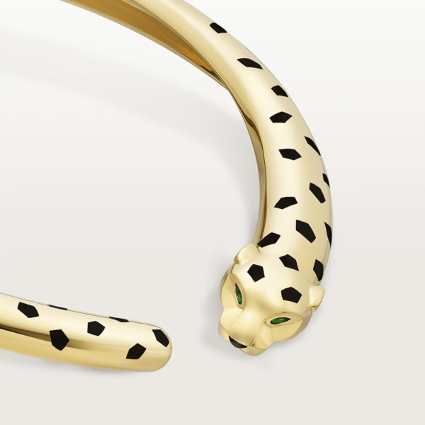 18K YELLOW GOLD ONYX AND GARNET NECKLACE