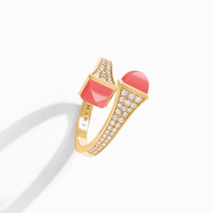 18K YELLOW GOLD PINK CORAL AND DIAMOND MEDIUM RING