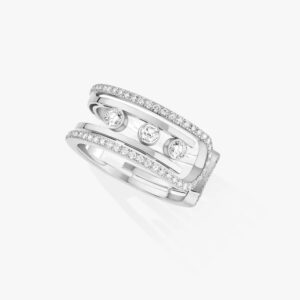 18K WHITE GOLD DIAMOND RING