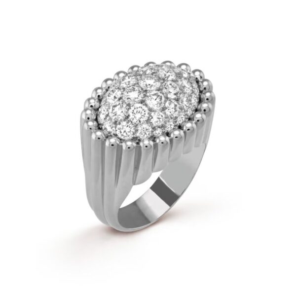 18K WHITE GOLD PAVE DIAMOND RING