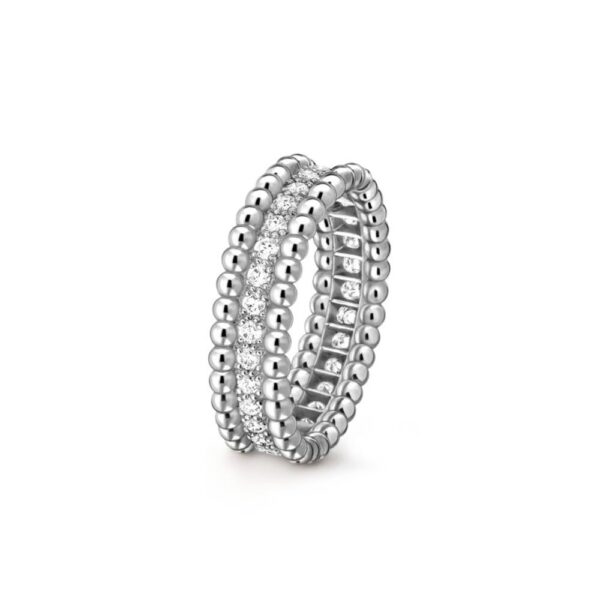 18K WHITE GOLD 1 ROW DIAMOND RING
