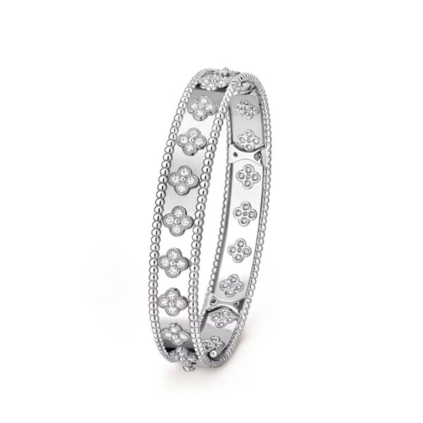 18K WHITE GOLD CLOVER THICK DIAMOND BRACELET