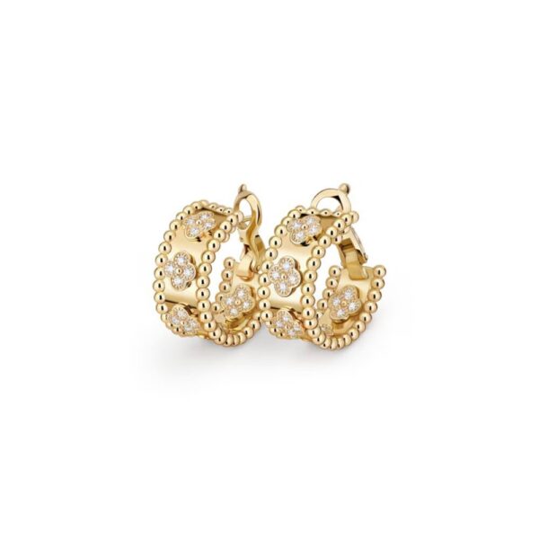 18K YELLOW GOLD CLOVERS DIAMOND HOOP EARRING