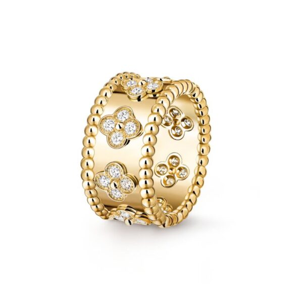 18K YELLOW GOLD CLOVERS DIAMOND THICK RING